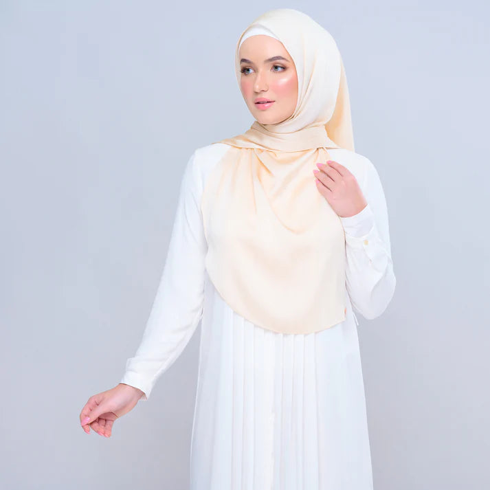 Tag & Go | Bawal Butterfly in Classic Cream