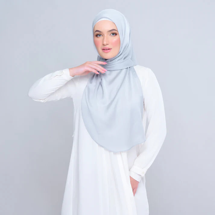 Instant Tag n' Go Butterfly | Textured Satin in Earl Grey