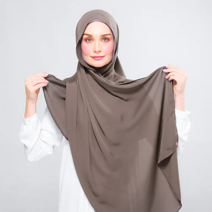 Instant Tag n' Go Shawl | Chiffon Silk in Mocha Taupe