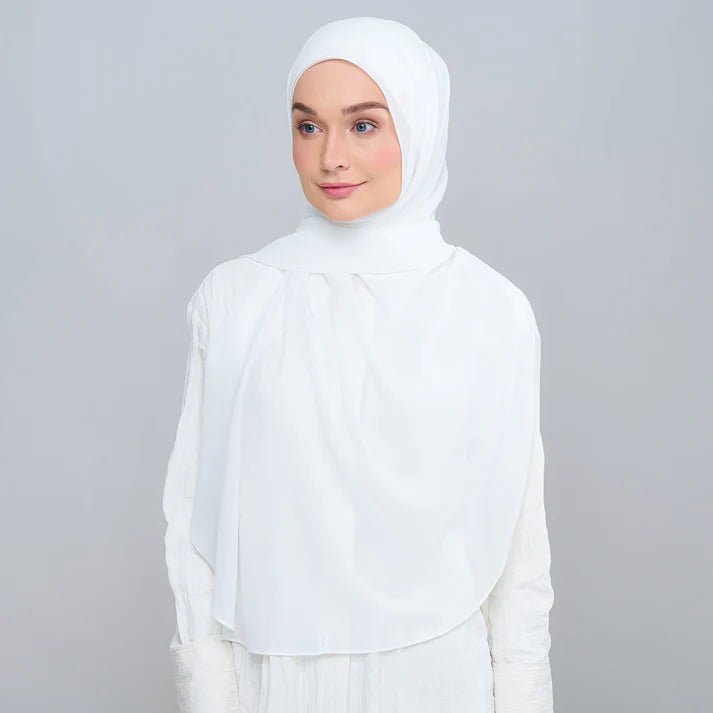 Instant Faith in Bridal White