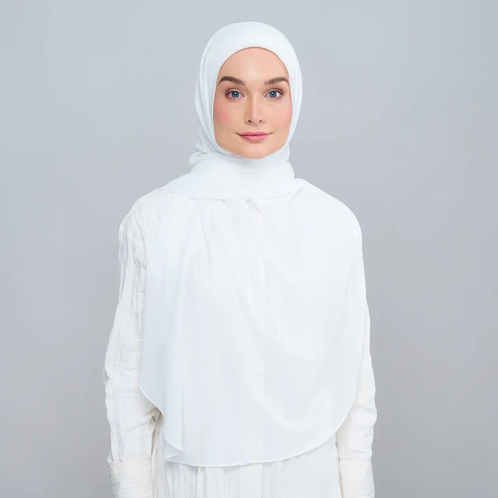 Instant Faith in Bridal White