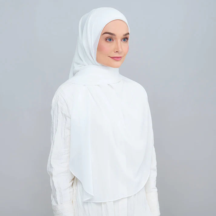Instant Faith in Bridal White