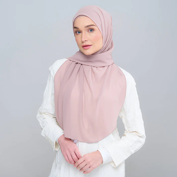 Instant Faith Tag n' Go in Rose Latte