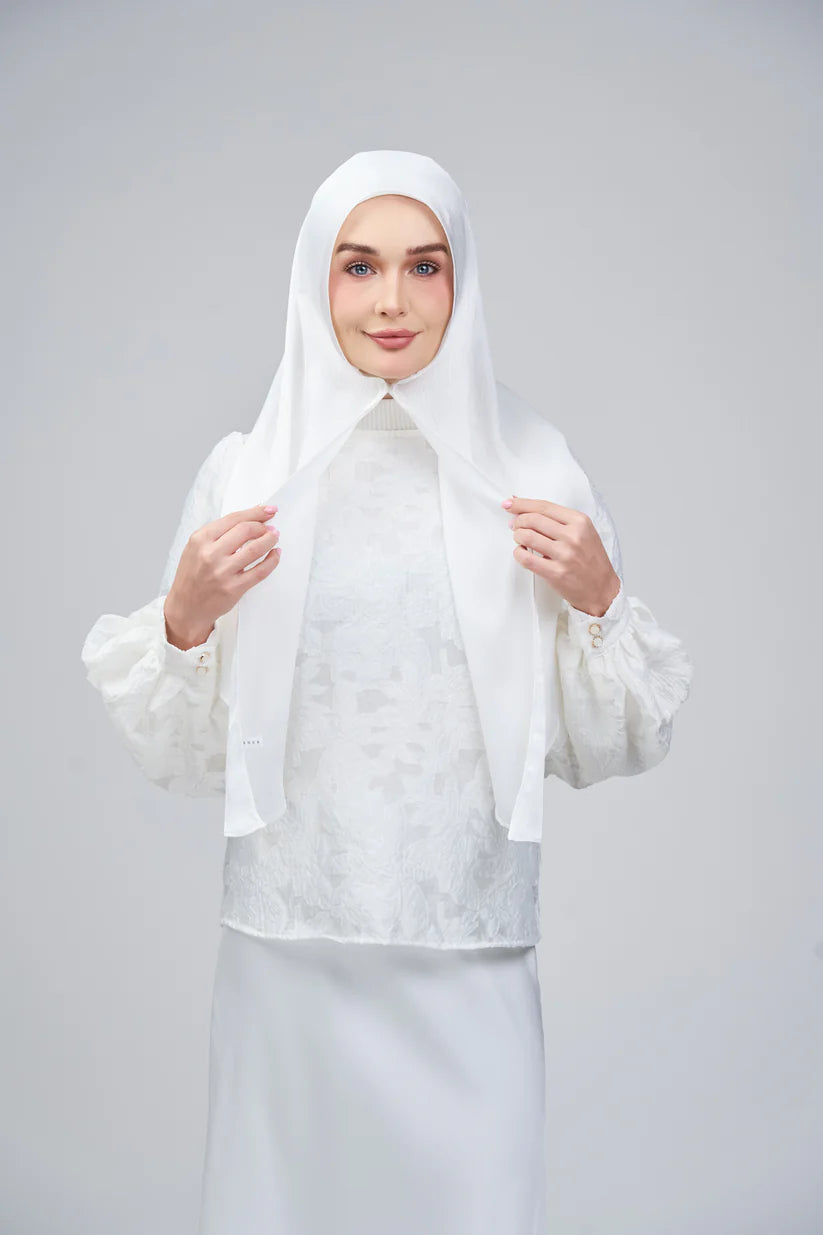 HoodX SL Special B.E in Bridal White