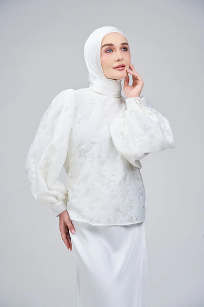 HoodX SL Special B.E in Bridal White