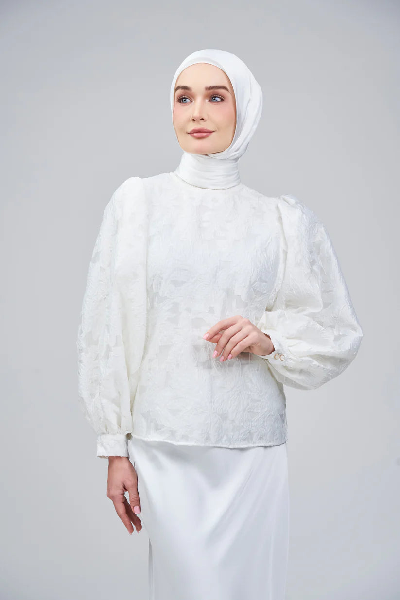 HoodX SL Special B.E in Bridal White