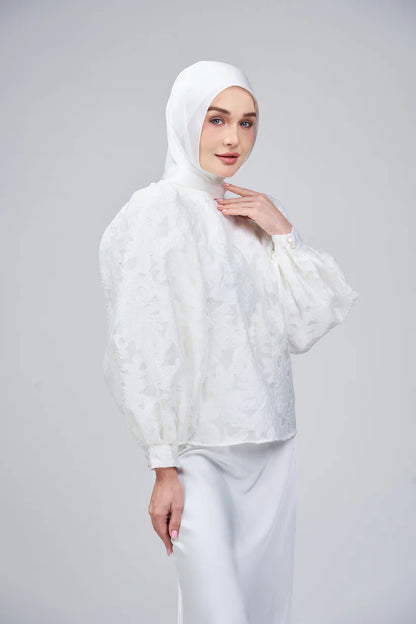 HoodX SL Special B.E in Bridal White