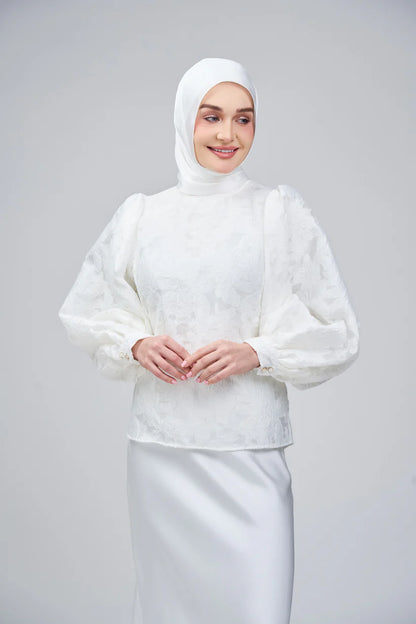 HoodX SL Special B.E in Bridal White