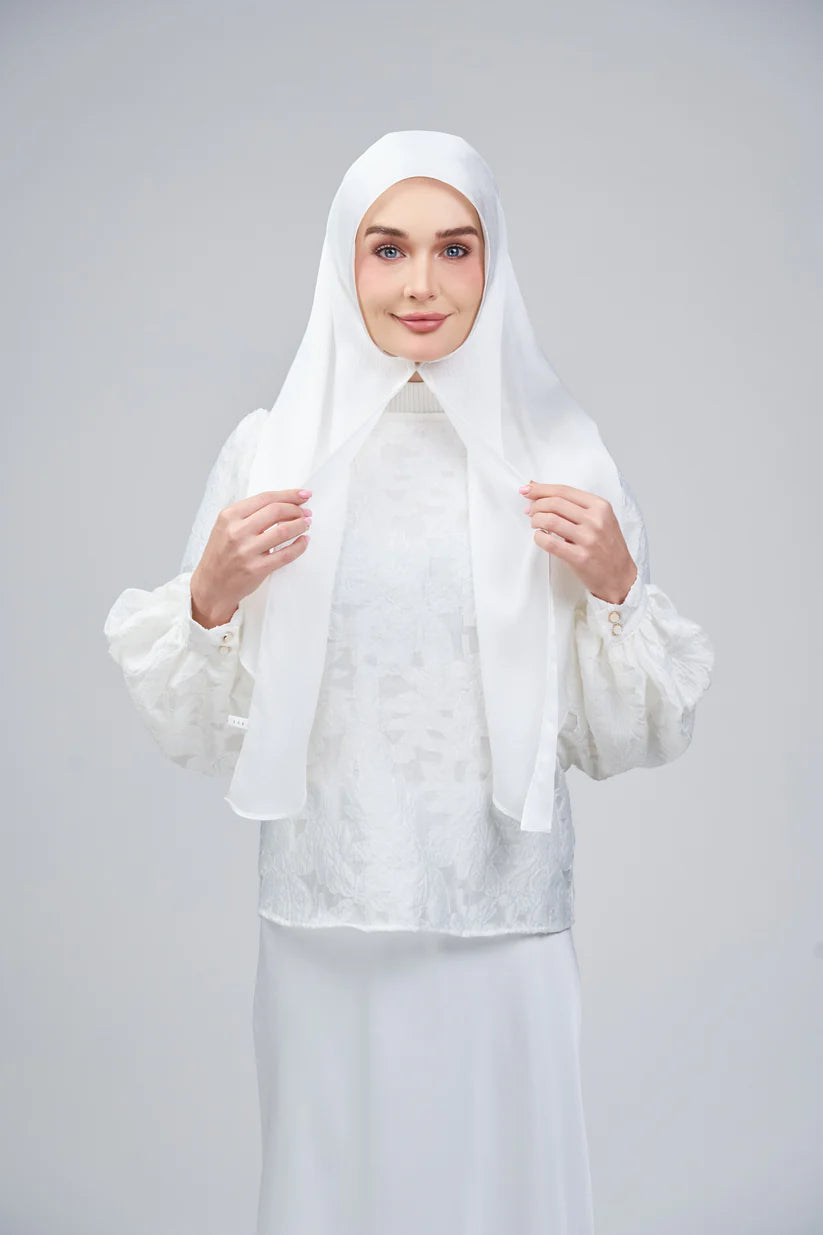 HoodX SL Special B.E in Bridal White