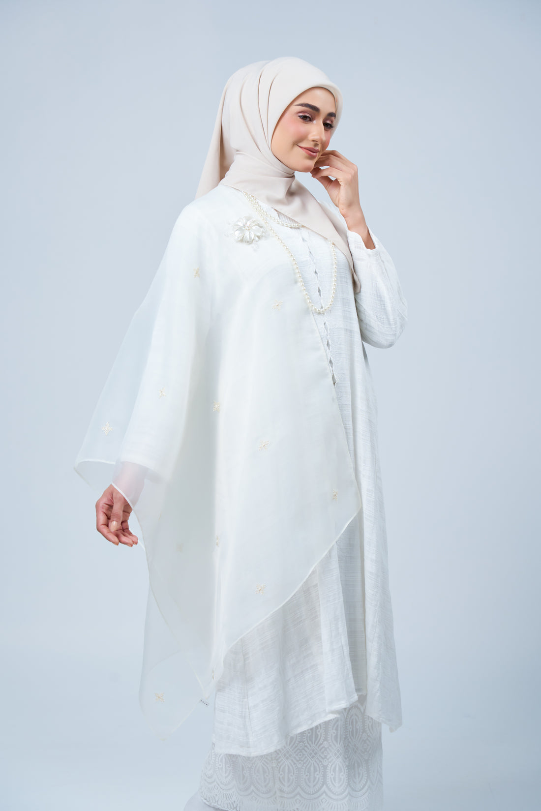 2IN1 Rhea Raya Set in Kaseh [Oatmilk]