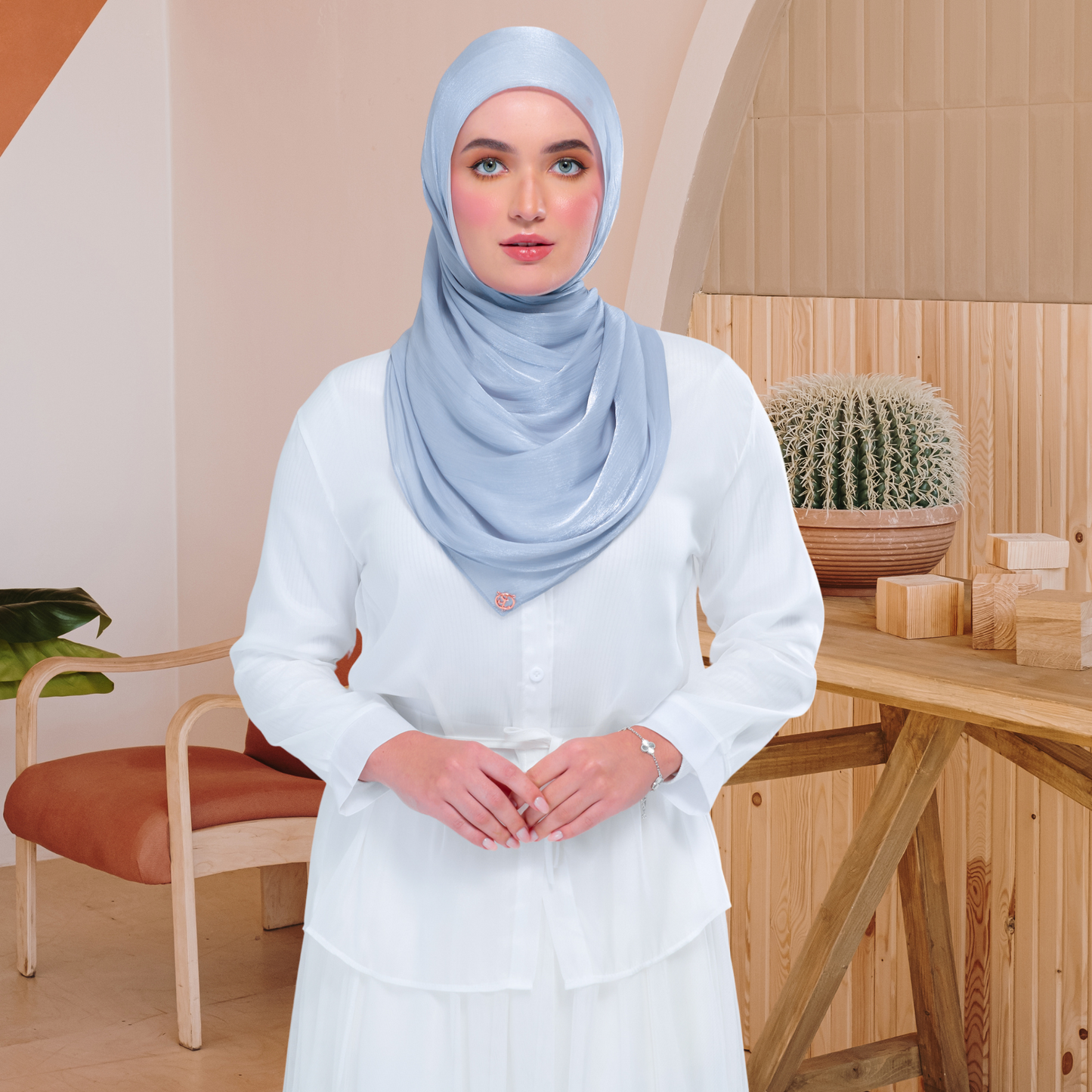 Raia Shawl | Ironless Shimmer in Dusty Blue