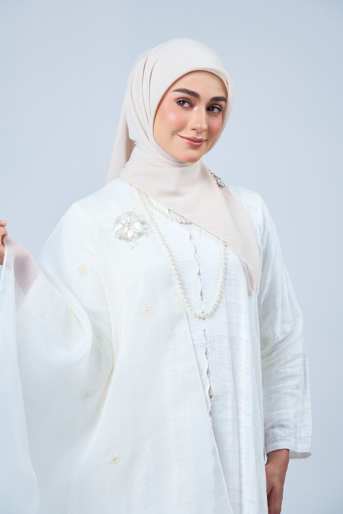 2IN1 Rhea Raya Set in Kaseh [Oatmilk]