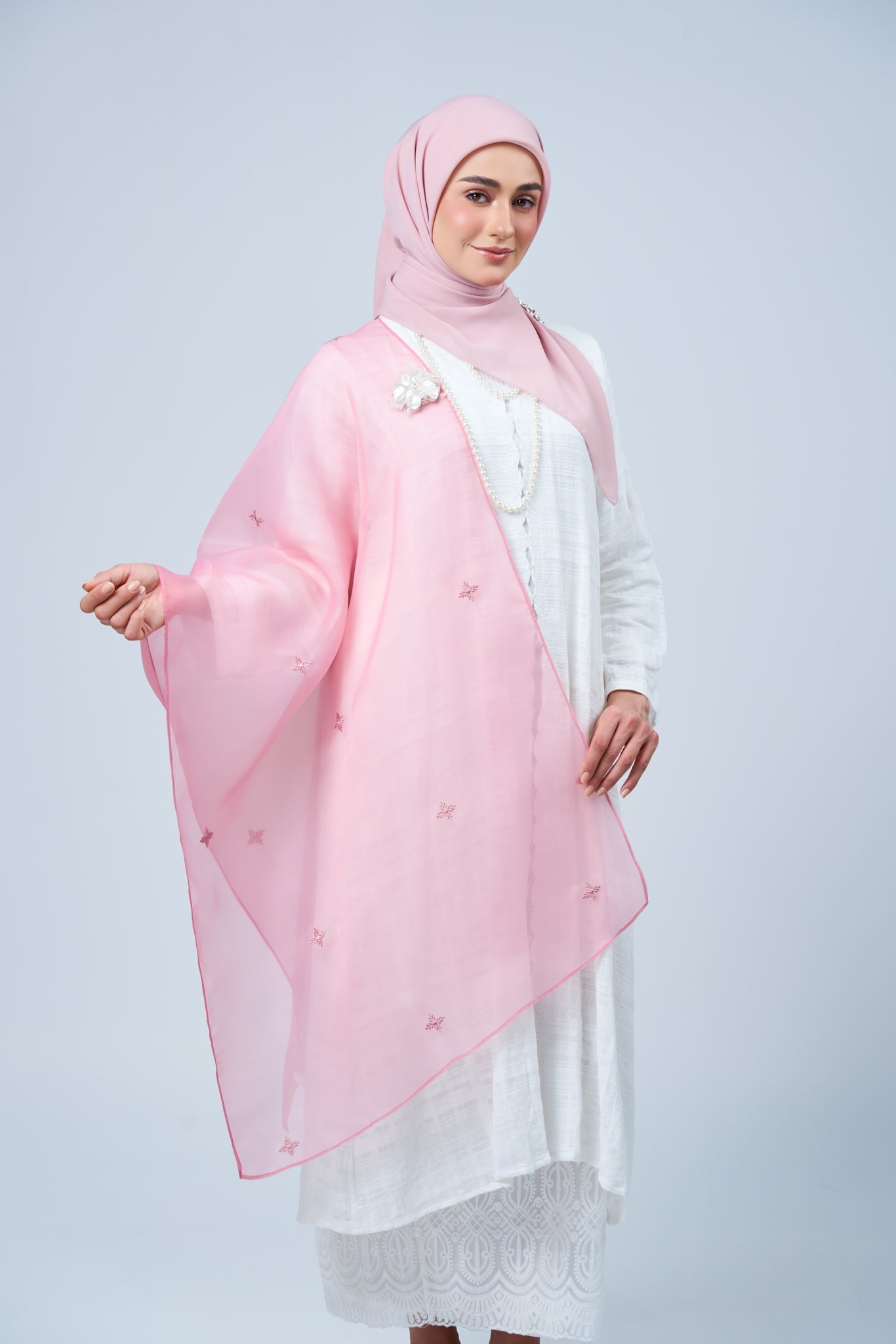 Selendang Rhea in Seroja [Dusty Pink]