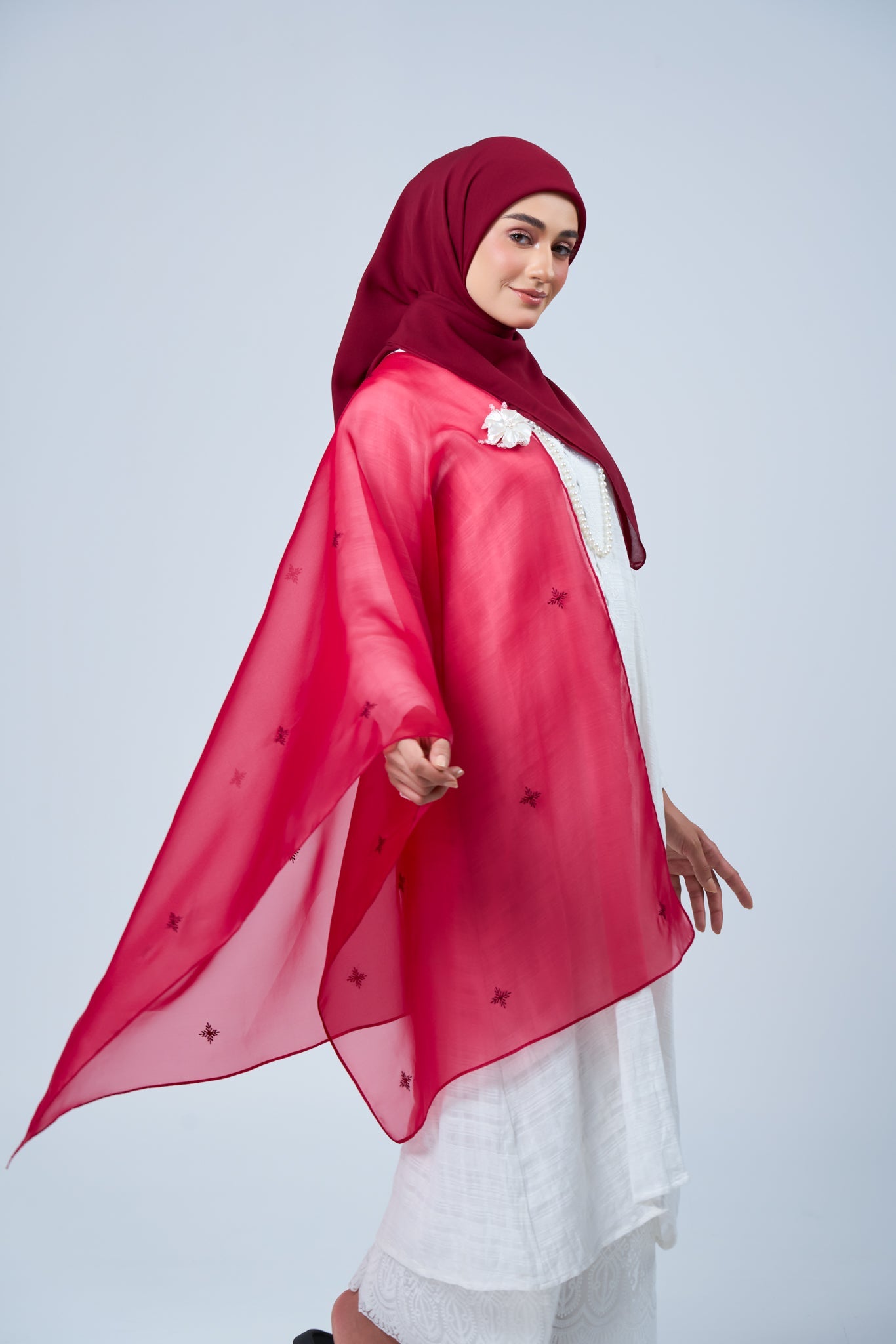 Selendang Rhea in Mawar [Maroon]