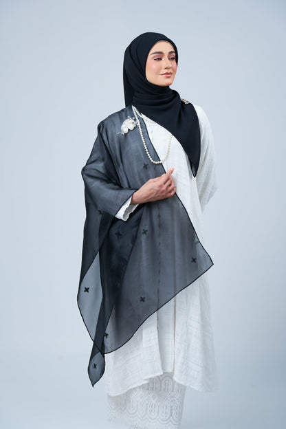 Selendang Rhea in Cempaka [Classic Black]