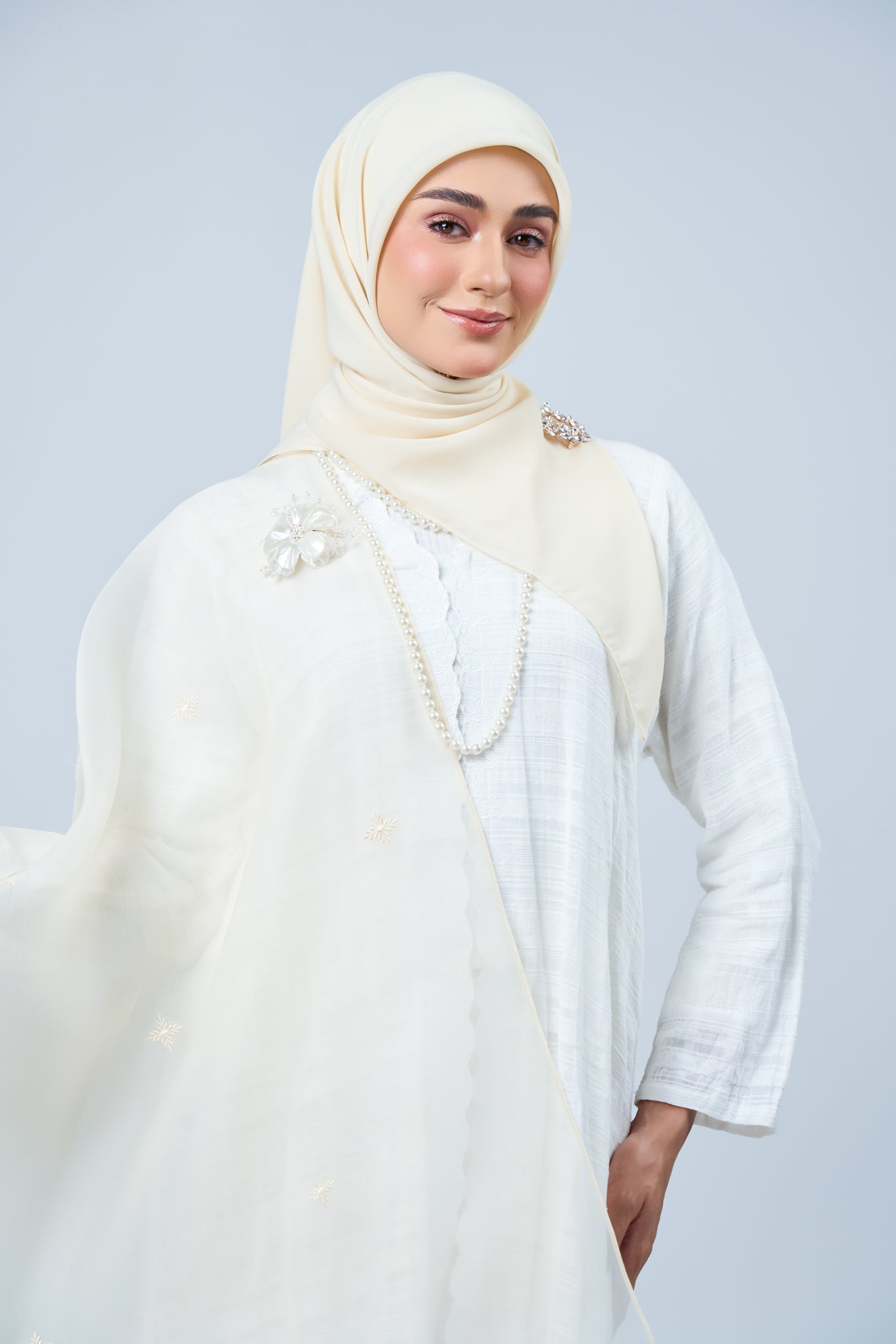 Selendang Rhea in Lestari [Nude Yellow]