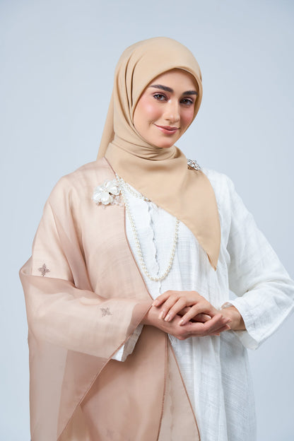 Selendang Rhea in Citra [Sandy Mocha]