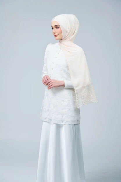 HoodX Lace in Light Nude