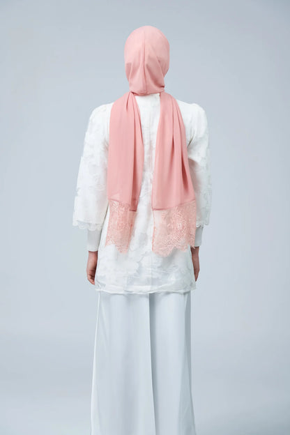 HoodX Lace in Oyster Pink