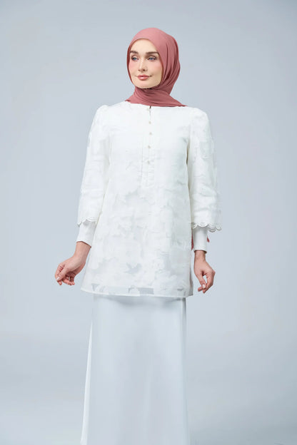 HoodX Lace in Turkish Rose