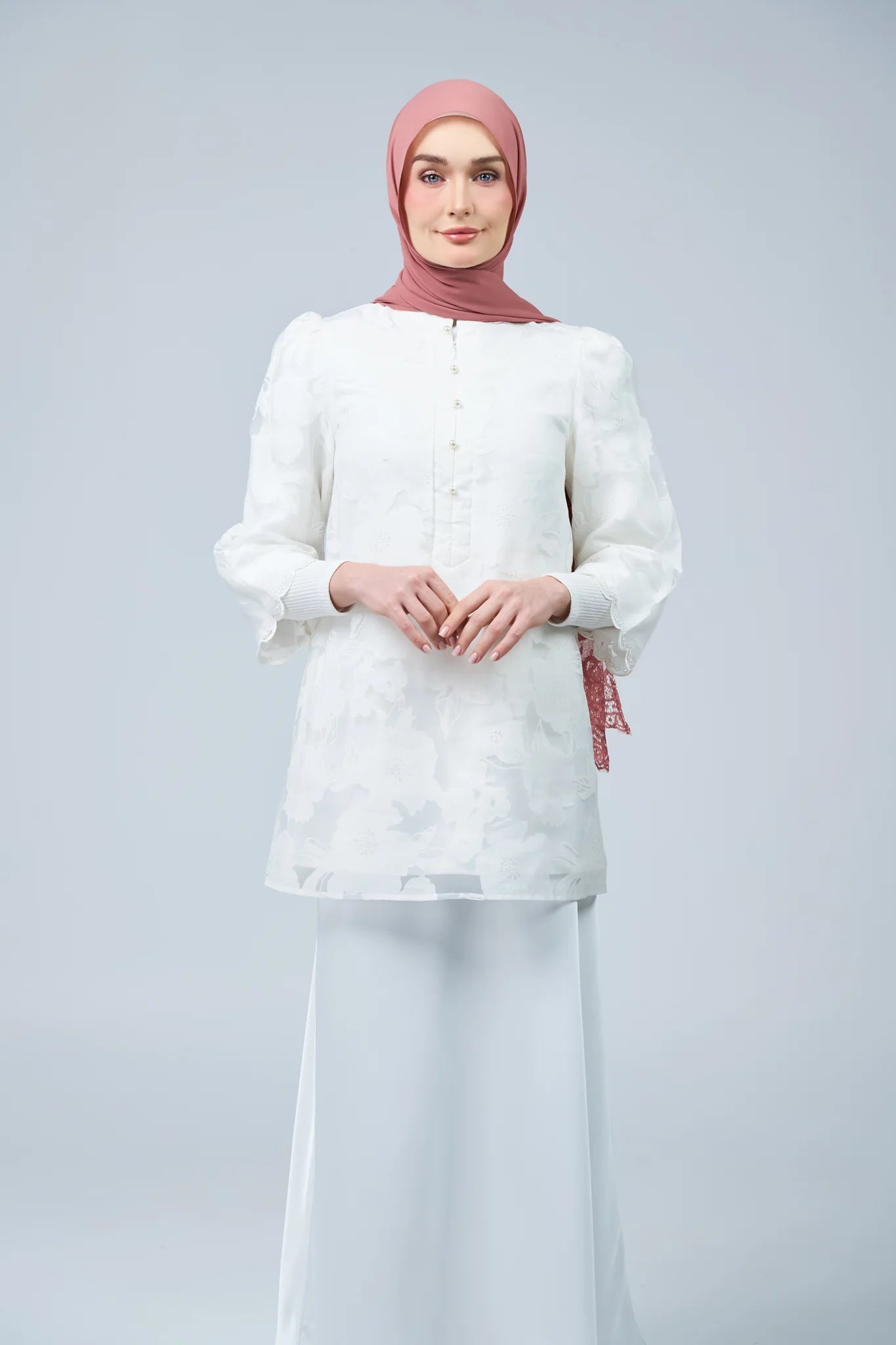 HoodX Lace in Turkish Rose