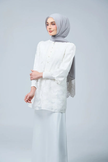 HoodX Lace in Pewter