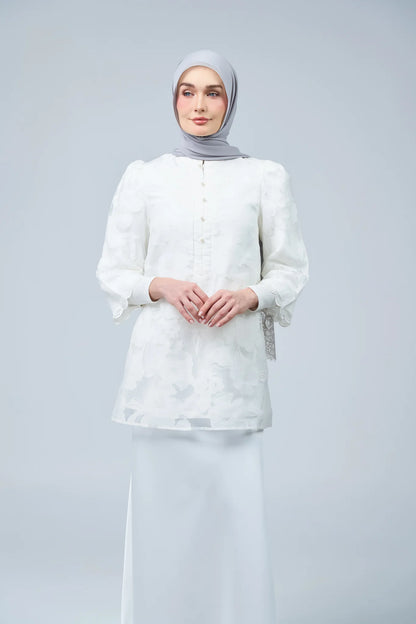 HoodX Lace in Pewter