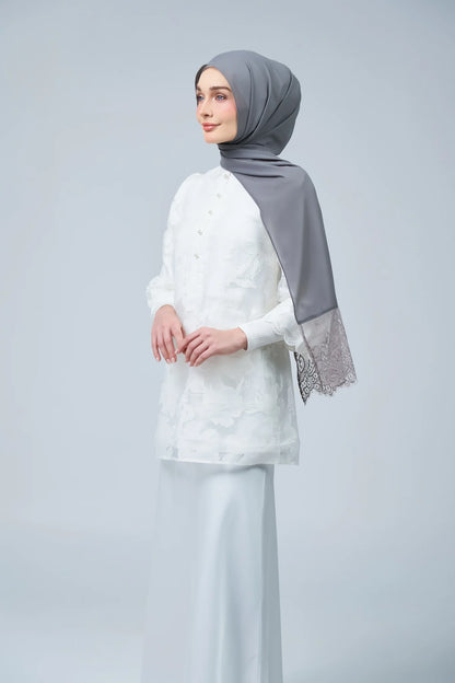 HoodX Lace in Deep Grey