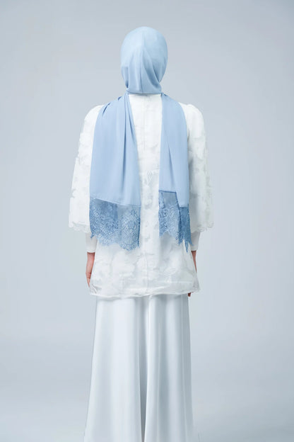 HoodX Lace in Dusty Blue