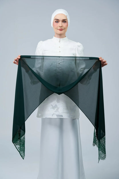 HoodX Lace in Deep Green