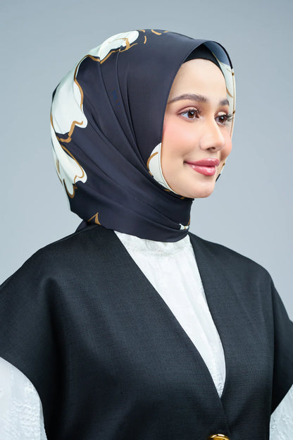 HoodX Curve Printed in Obsidian Lux