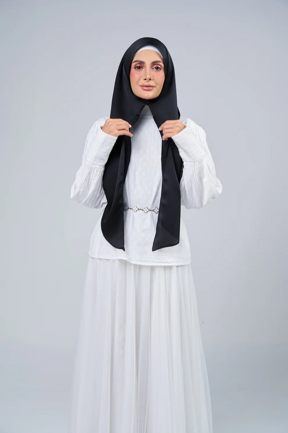 HoodX Luxe Volume 02 in Black