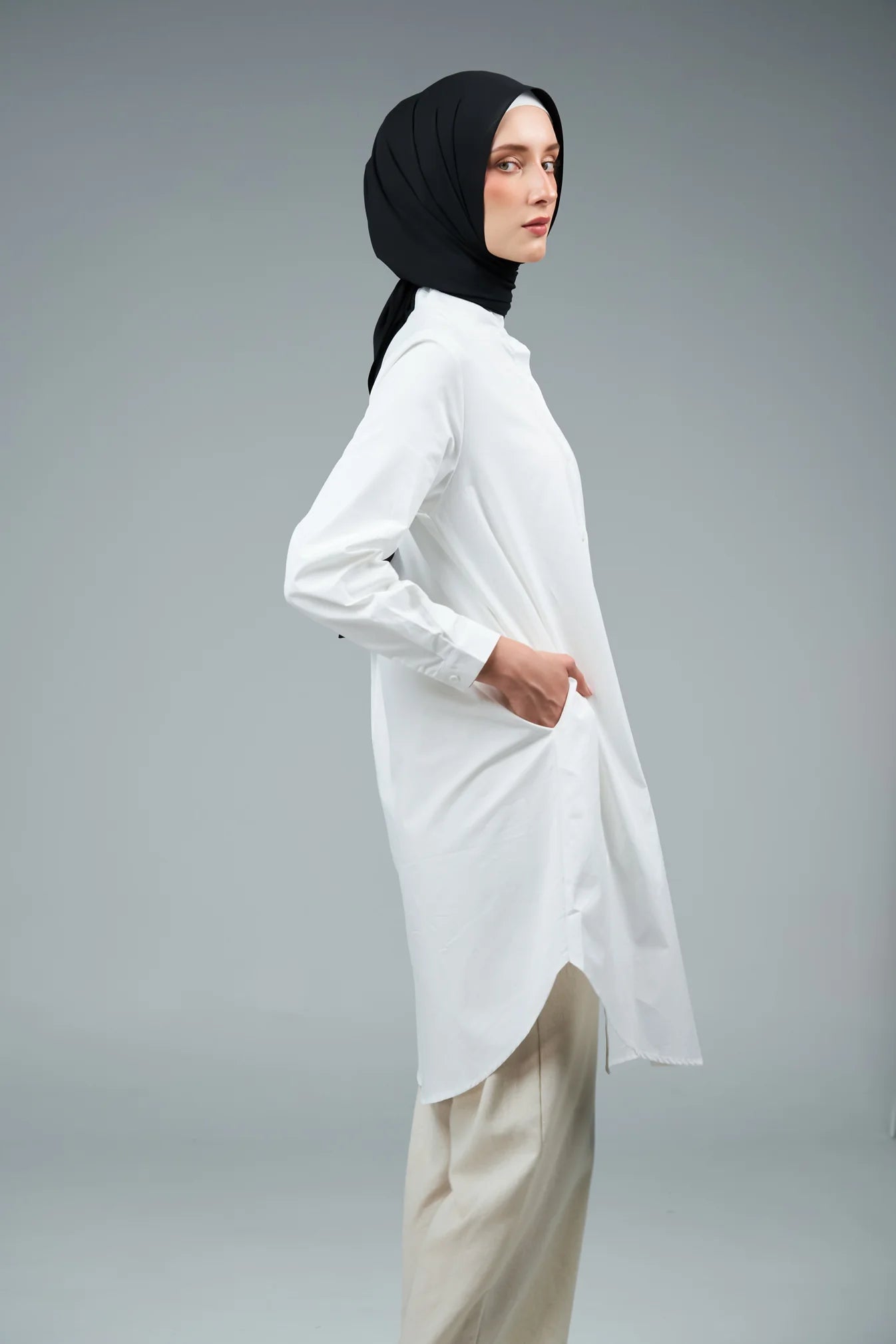 FlowX V1 in Black