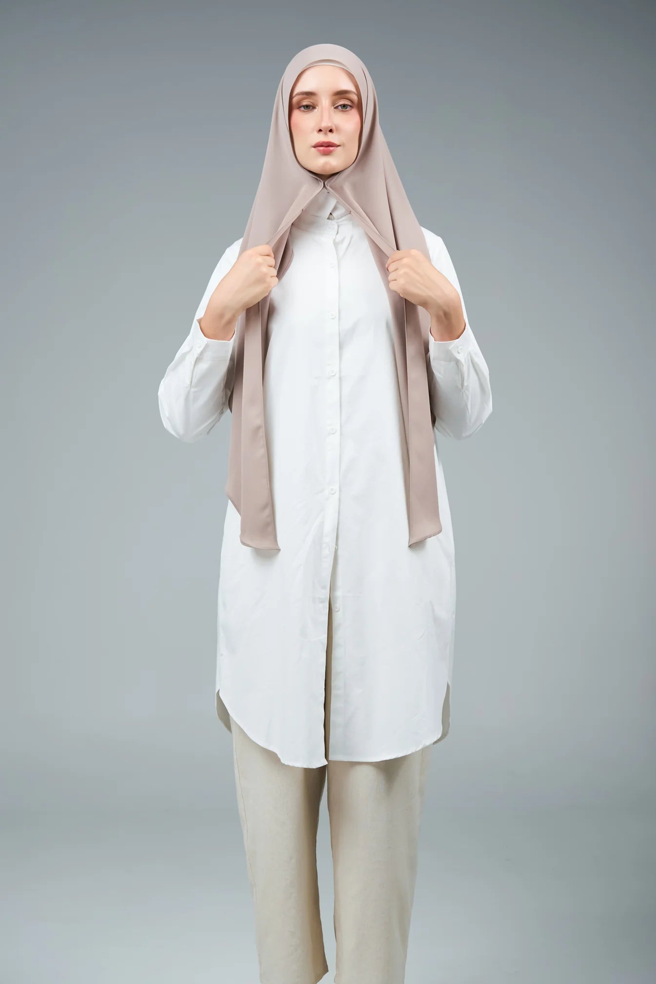 FlowX V1 in Taupe