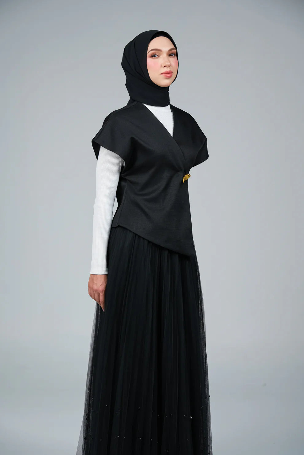 FlowX V3 [Pearl Chiffon] in Black
