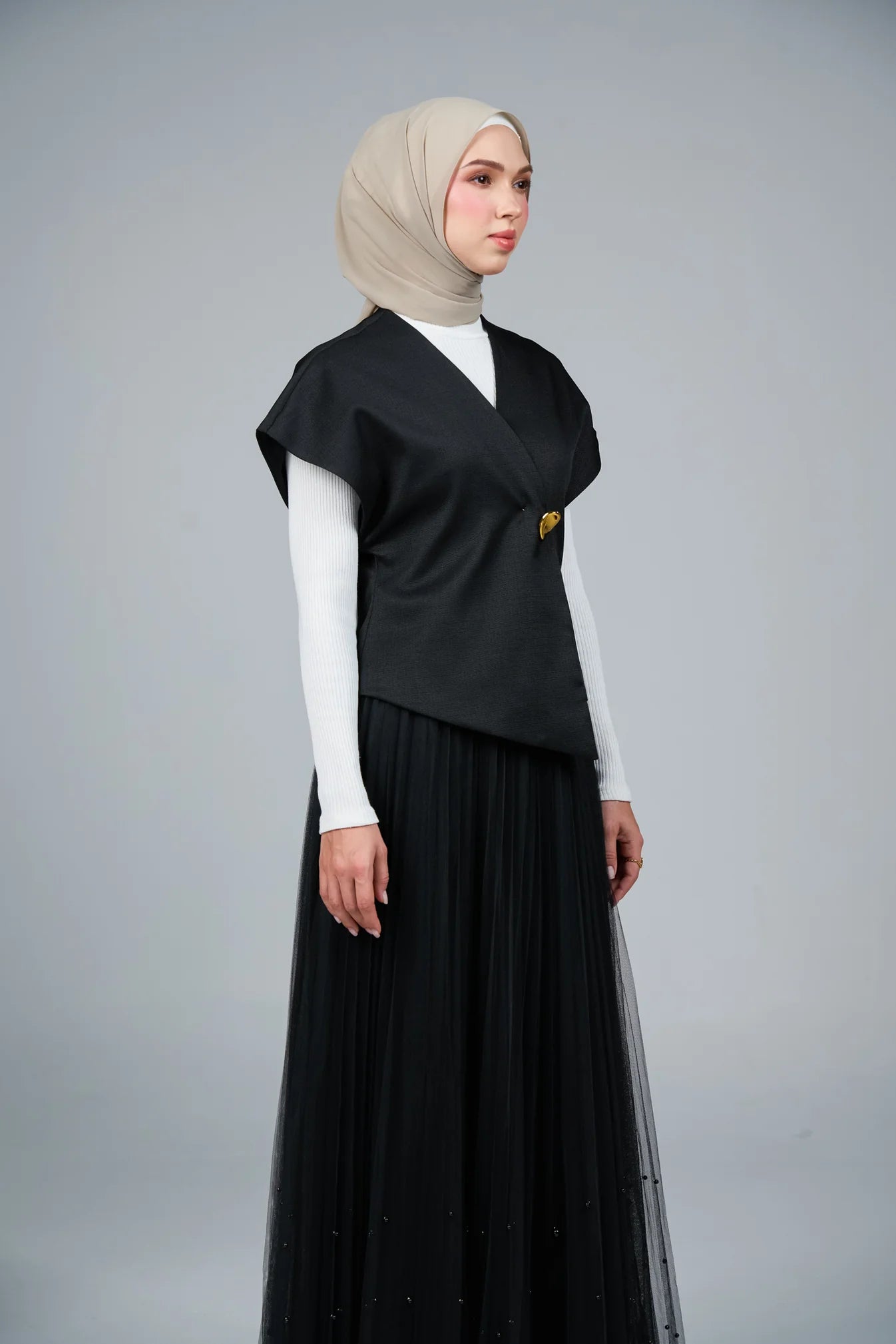 FlowX V3 [Pearl Chiffon] in Deep Linen