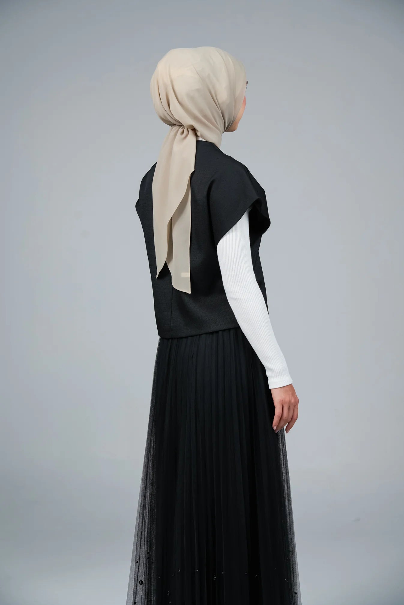 FlowX V3 [Pearl Chiffon] in Deep Linen