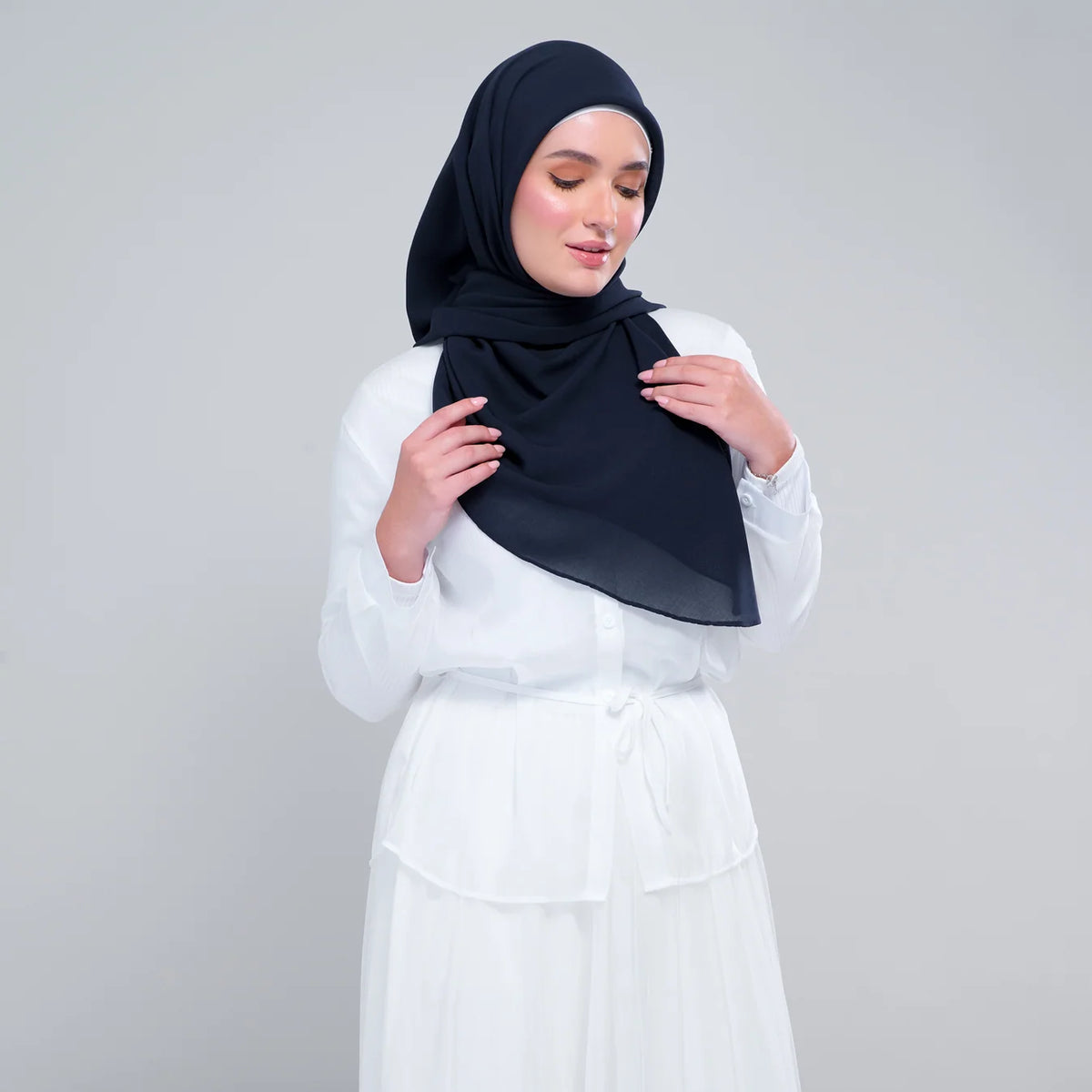 [★ New] SquareX in Navy
