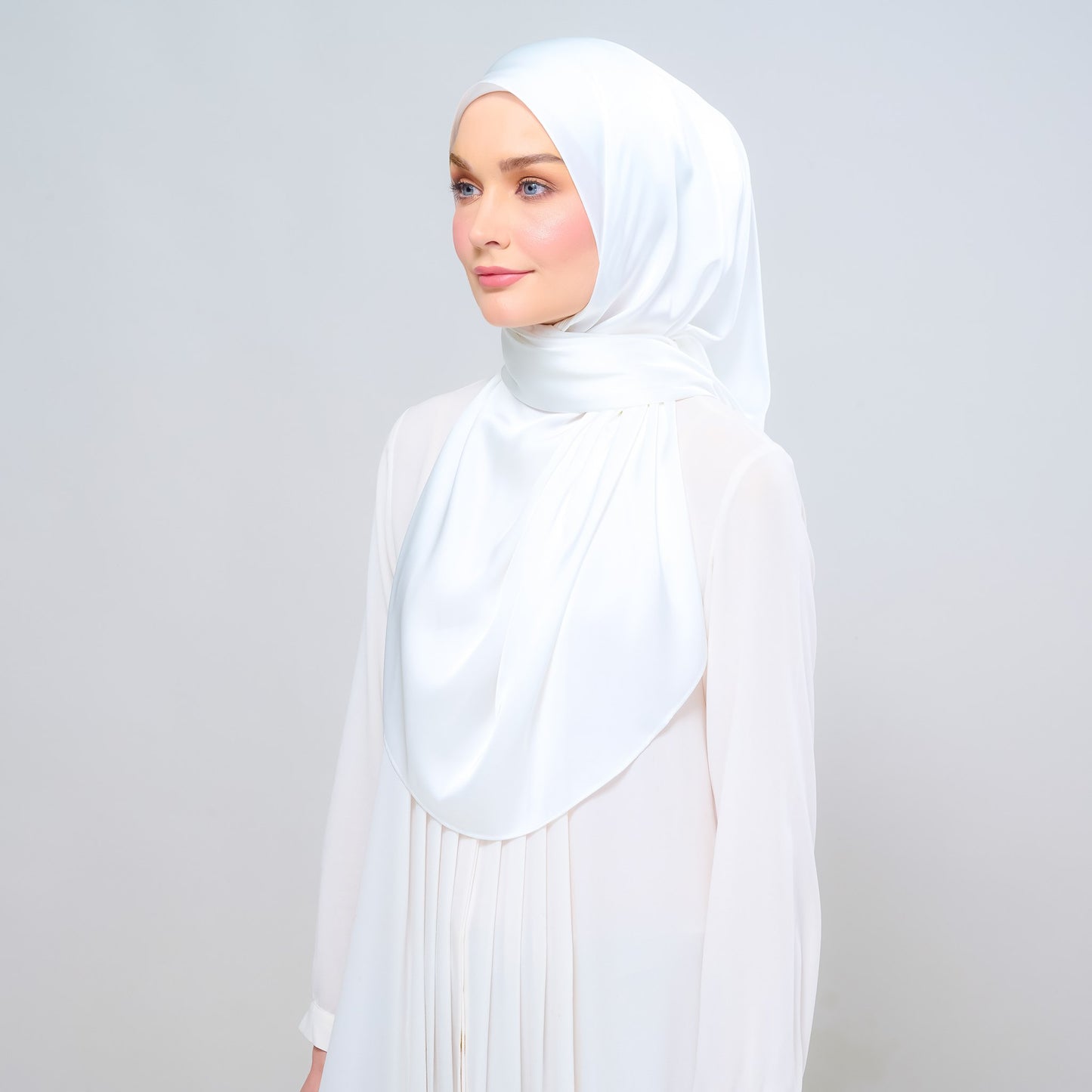 Instant Tag n' Go Shawl | Satin Silk in Bridal White