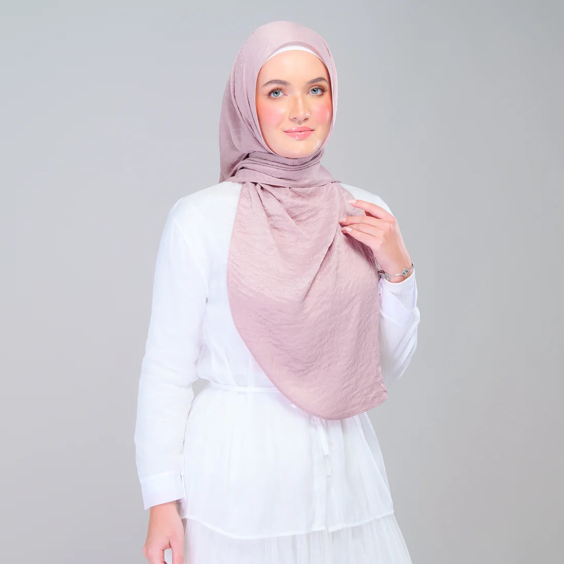 Instant Tag n' Go Shawl | Textured Silk in Soft Pink