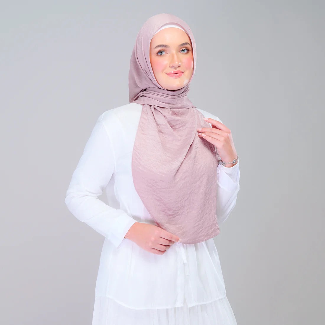 Instant Tag n' Go Shawl | Textured Silk in Soft Pink