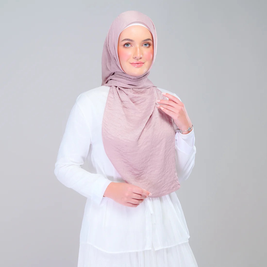 Instant Tag n' Go Shawl | Textured Silk in Soft Pink