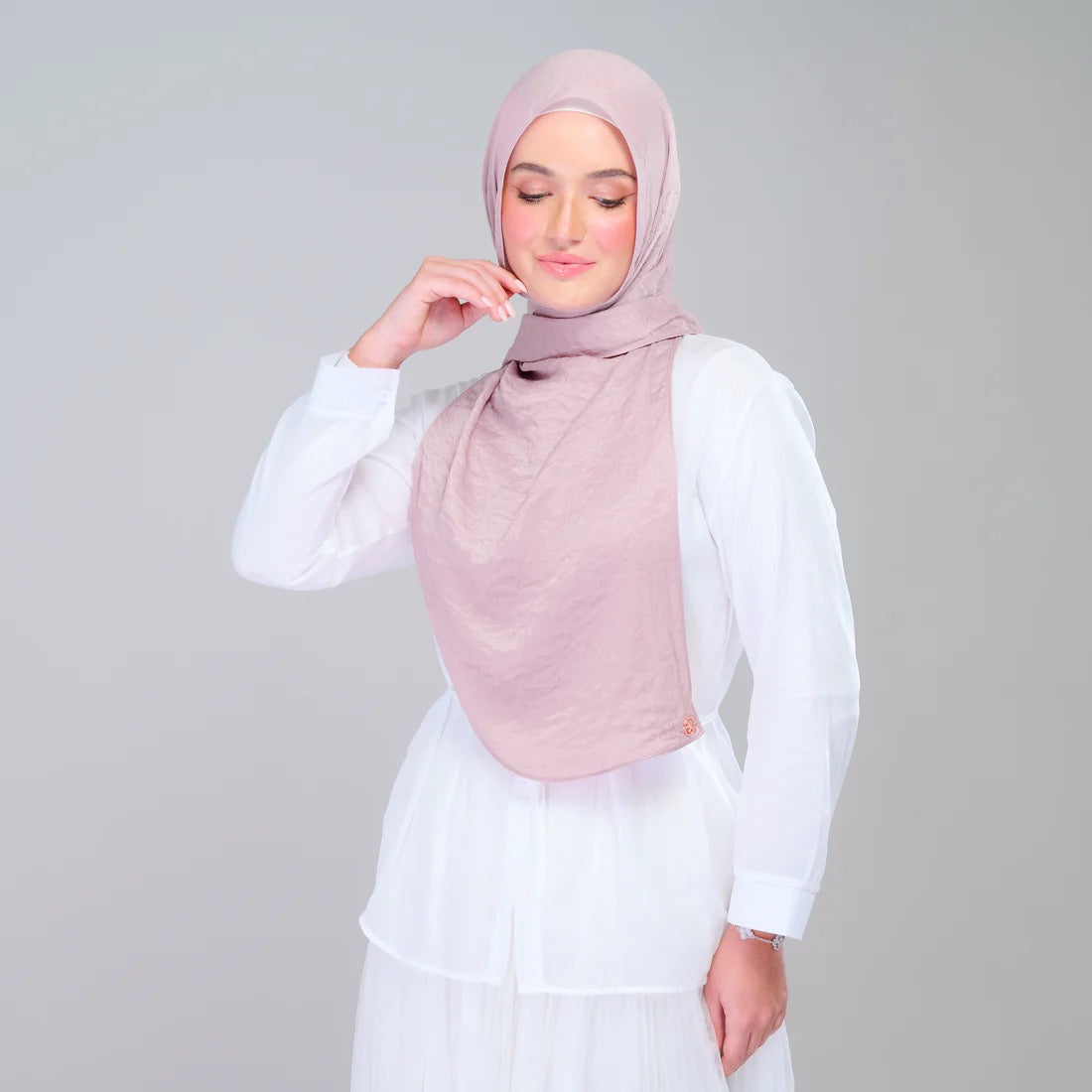 Instant Tag n' Go Shawl | Textured Silk in Soft Pink