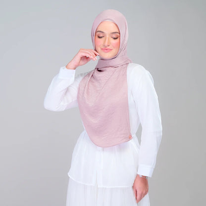 Instant Tag n' Go Shawl | Textured Silk in Soft Pink