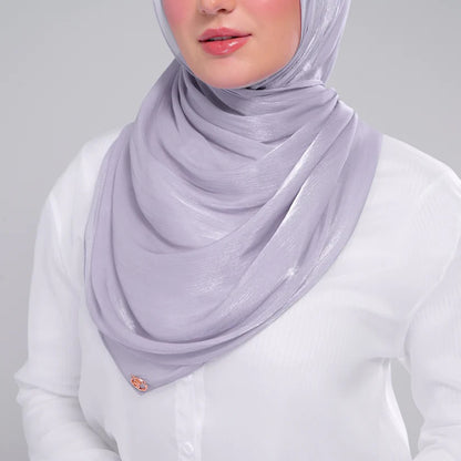 Raia Shawl | Ironless Shimmer in Platinum