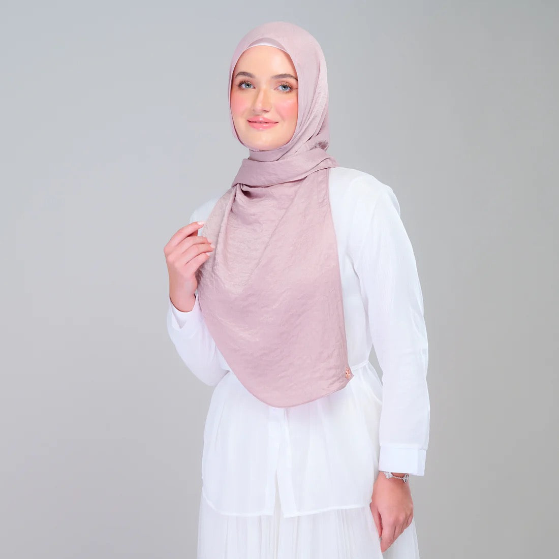 Instant Tag n' Go Shawl | Textured Silk in Soft Pink