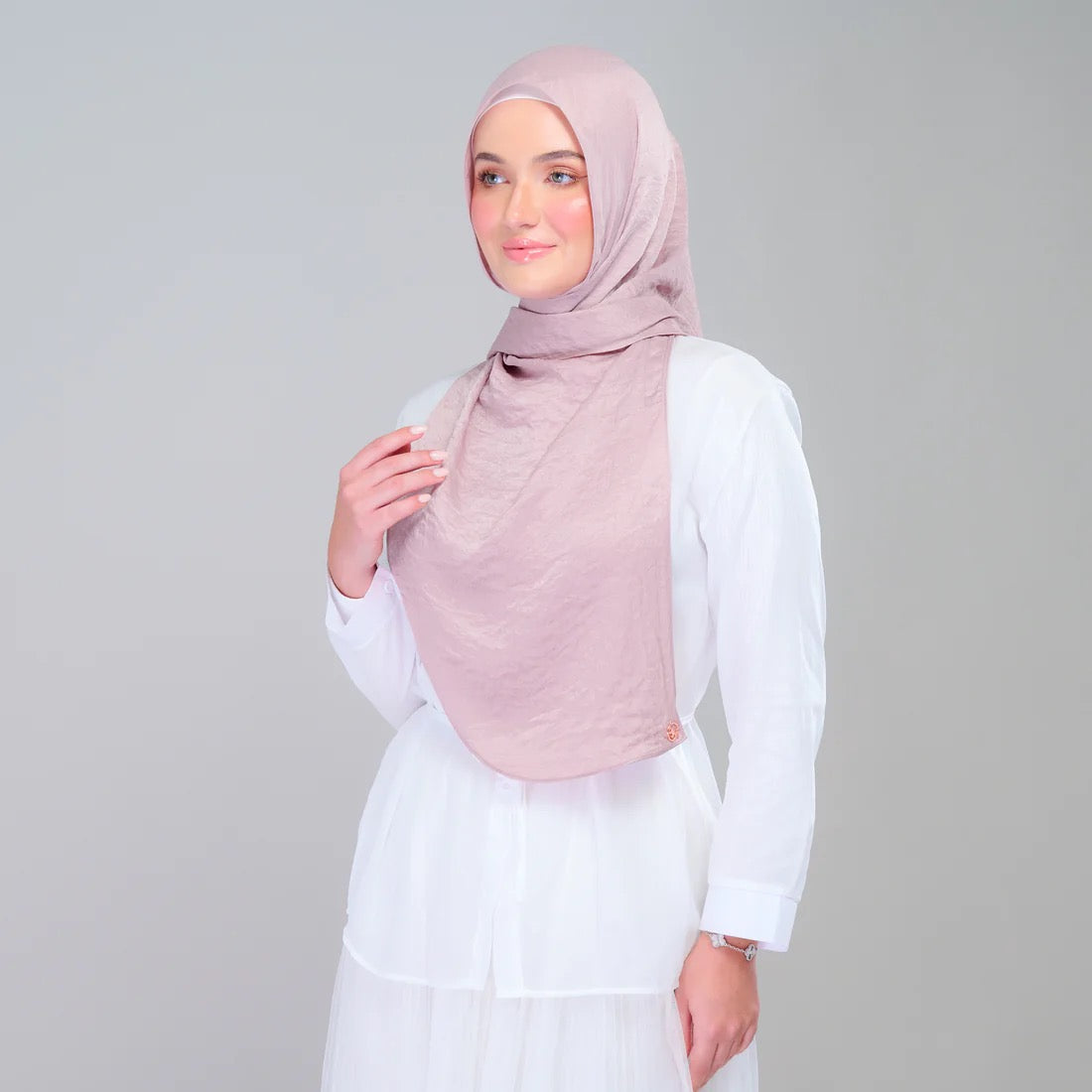 Instant Tag n' Go Shawl | Textured Silk in Soft Pink