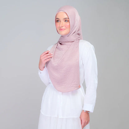 Instant Tag n' Go Shawl | Textured Silk in Soft Pink