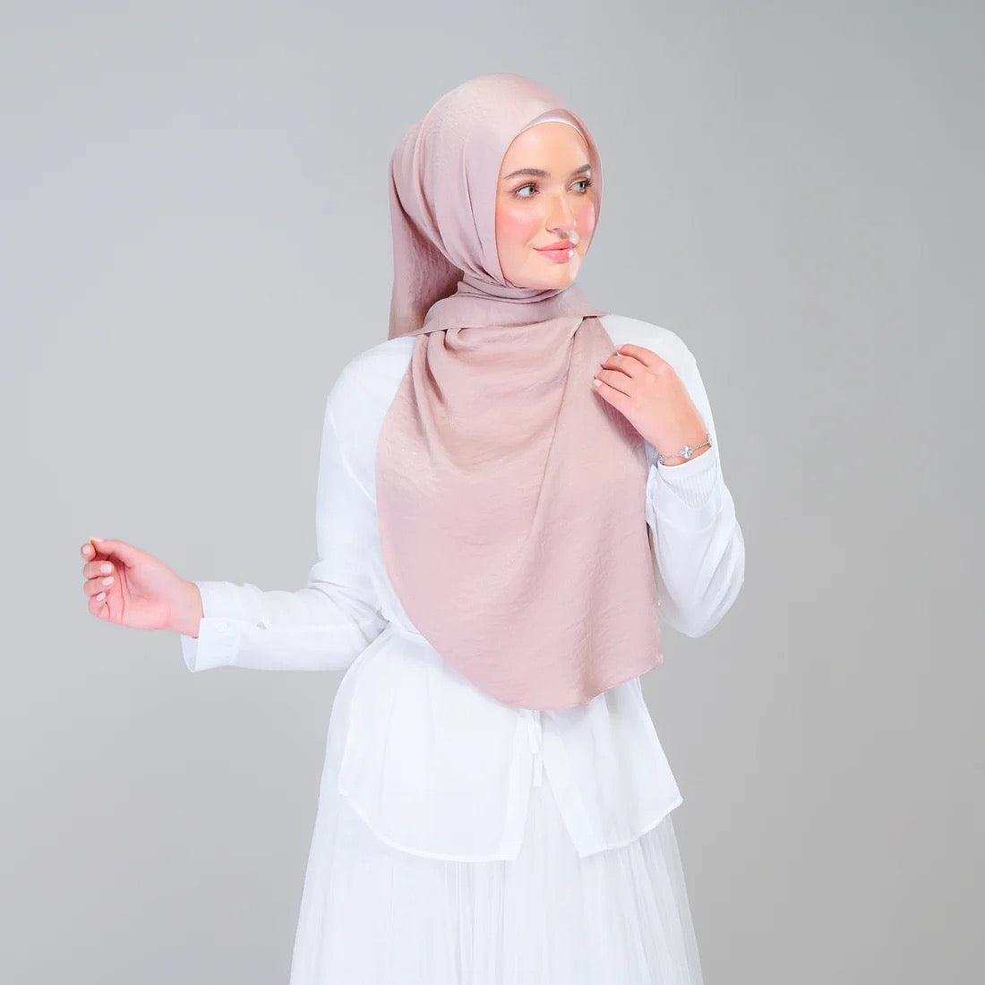 Instant Tag n' Go Shawl | Textured Silk in Nude Rose