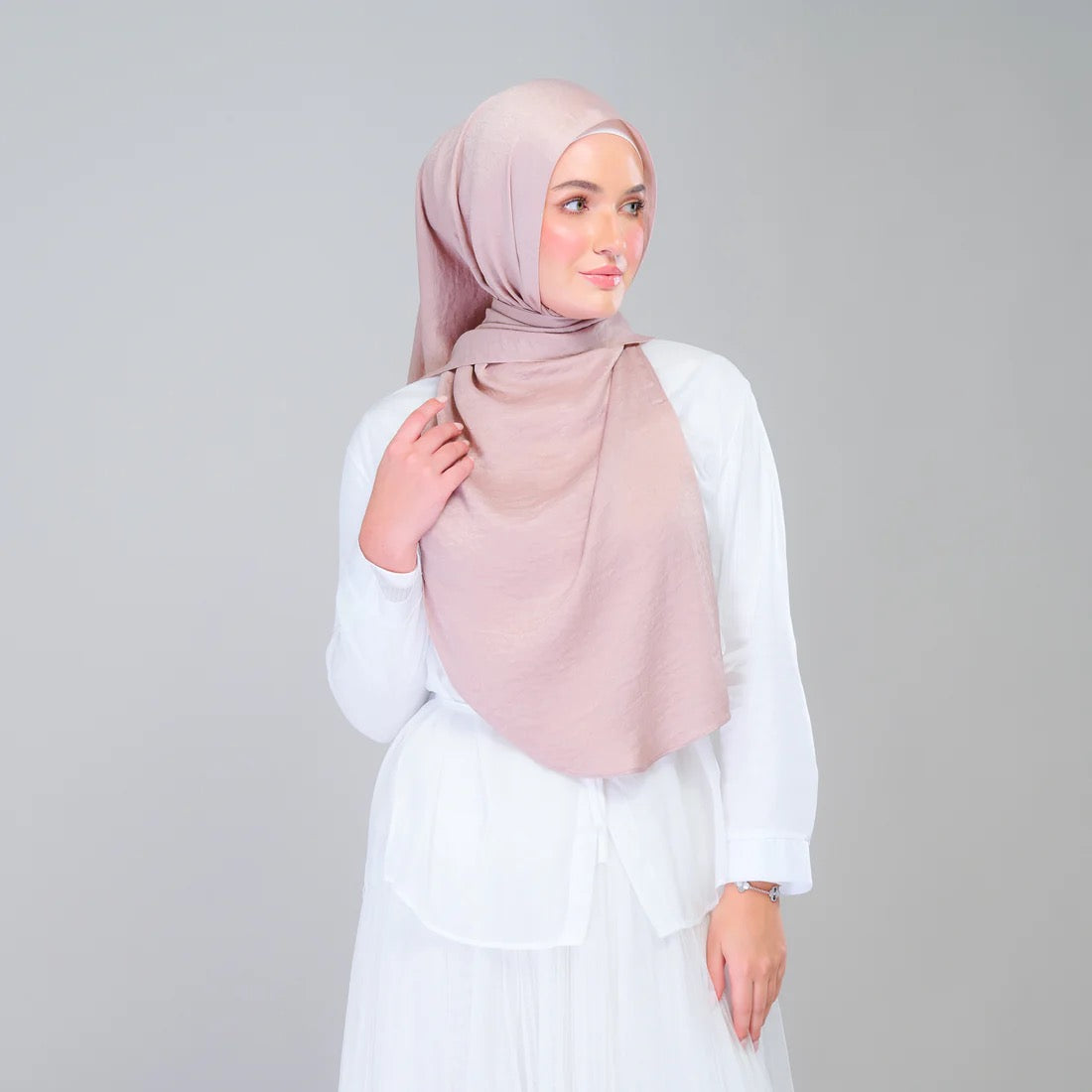 Instant Tag n' Go Shawl | Textured Silk in Nude Rose